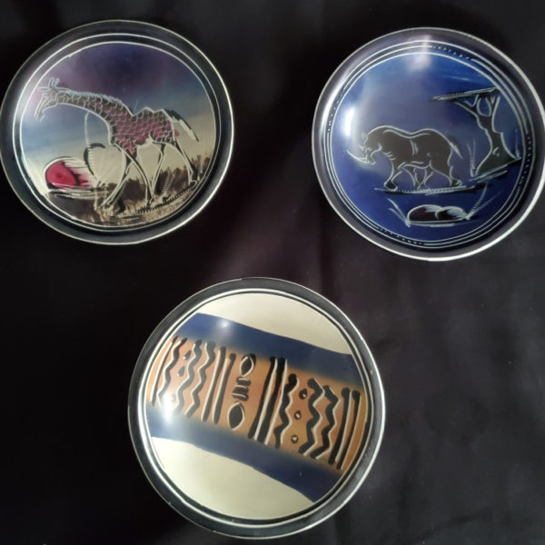 African soapstone bowls set of three