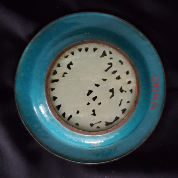 Chinese Cloisonné dish with jade in centre - Image 2
