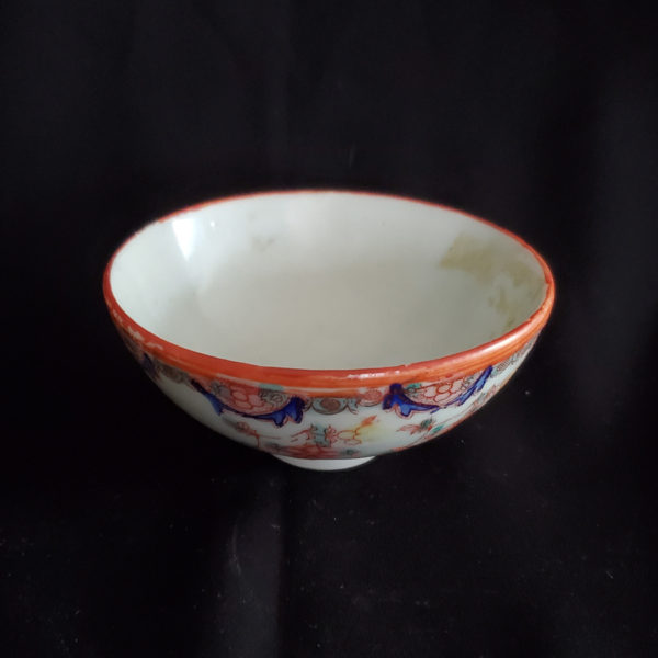 Small Japanese bowl geisha design - Image 3