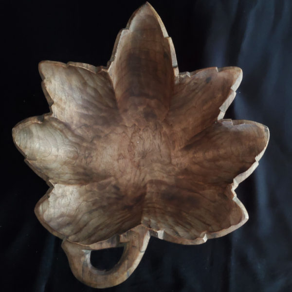 Vintage handmade carved wood salad bowl and utensils Maple Leaf Canada - Image 3