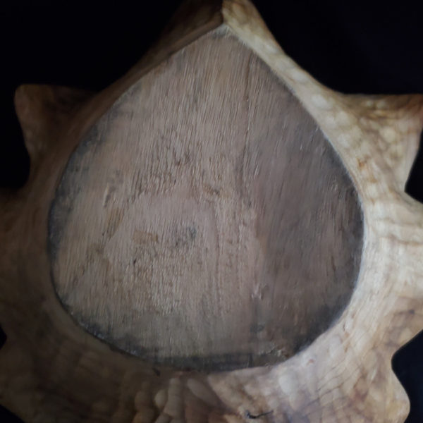 Vintage handmade carved wood salad bowl and utensils Maple Leaf Canada - Image 5