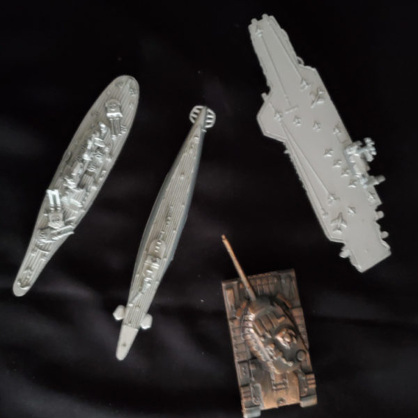 Sharpener military models aircraft carrier, submarine, battleship tank heavy - Image 2